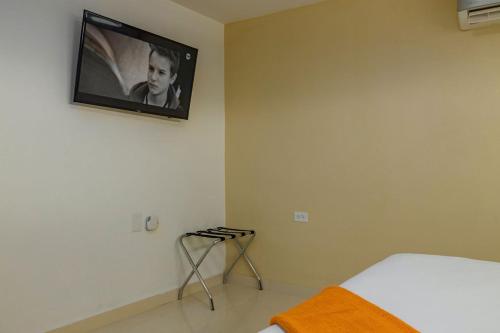 Koyari Modern Condos 9BR 7BA Sleeps 26 w/ Pool and Roof Deck