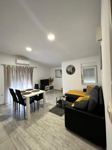  Apartman Nela in Kaštel Sućurac