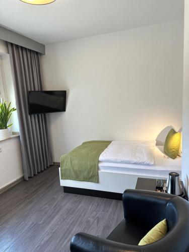 an Hotel - image 11