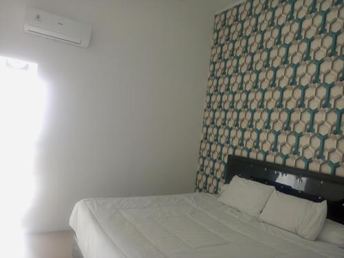 Penginapan Lamban Queens Kamar Double Bed Lantai Atas