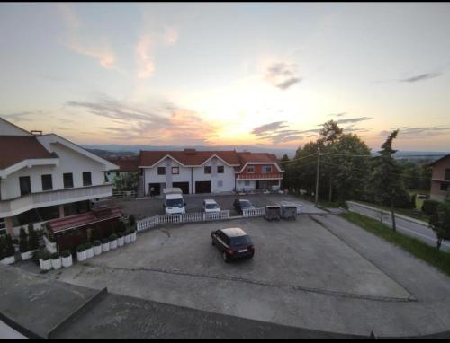 Venera, Loznica (fotografie 8)