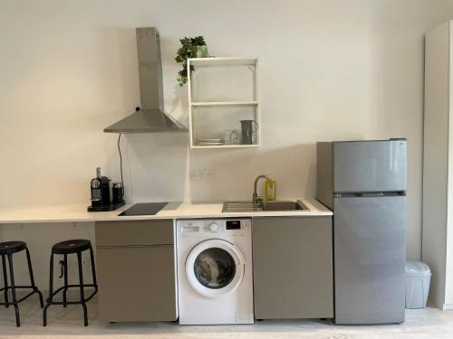 Studio in District 10