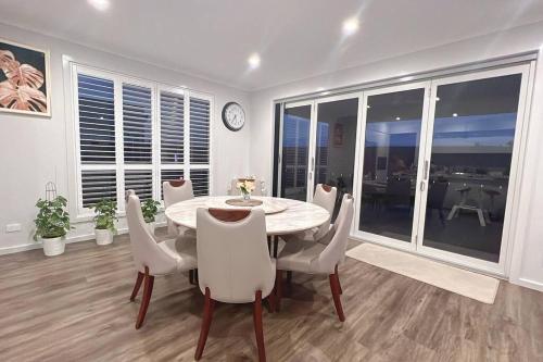 Létesítmények, 7 Aurora Ave Dunmore in Shellharbour