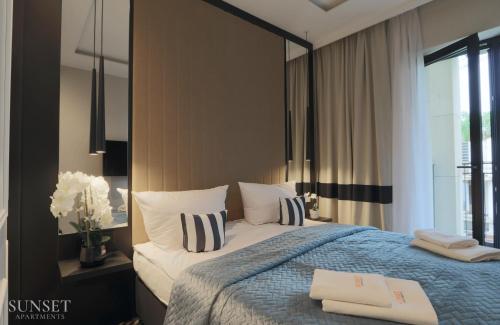 One-Bedroom Apartment image 9