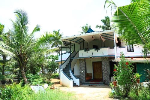 Bliss Homestay Munroe Island