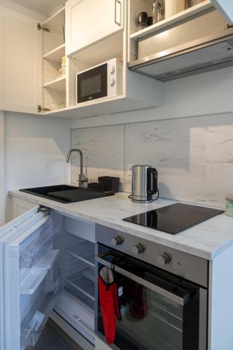 บริการและสิ่งอำนวยความสะดวก, LILYA HOUSE in แซงต์ ปิแยร์ ดู แพเรย์