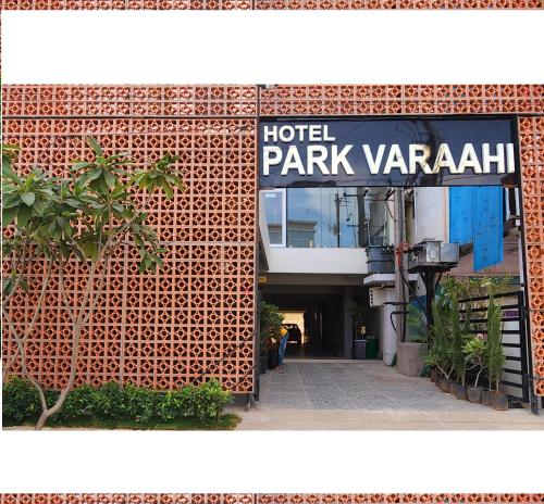 Hotel Park Varaahi