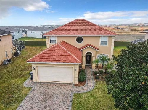 5 Bed/5.5 Bath/pool/near Theme Parks