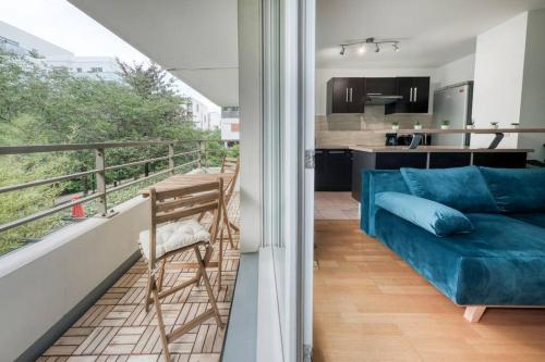 Bel appartement proche RER TGV Parking Gratuit