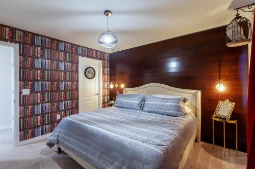 Home with Private Pool SPA Game Room in Resort in Davenport, USA