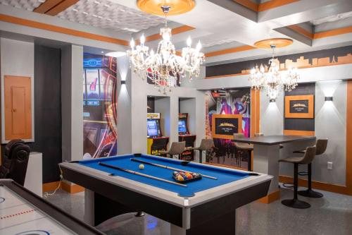 House with Private Pool SPA Game Room in Resort