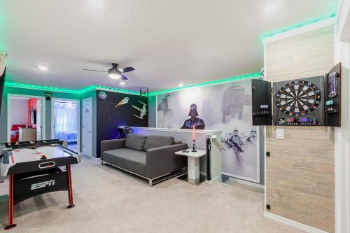 Thematic House with PoolGame RoomClubhouse in Davenport, USA