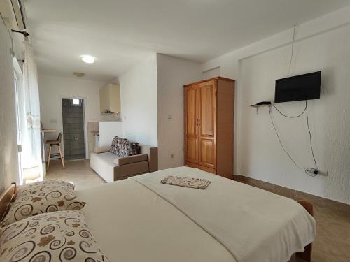 MM Apartments - image 2