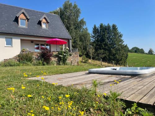 Maison en pleine nature avec spa - Location saisonnière - Vezels-Roussy