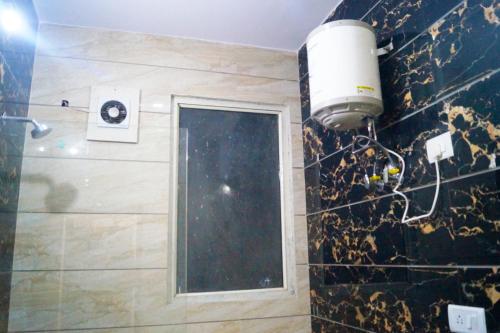 Hotel Maharaja Continental - 5 Mints walk From New Delhi Railways Station – Delhi, NY