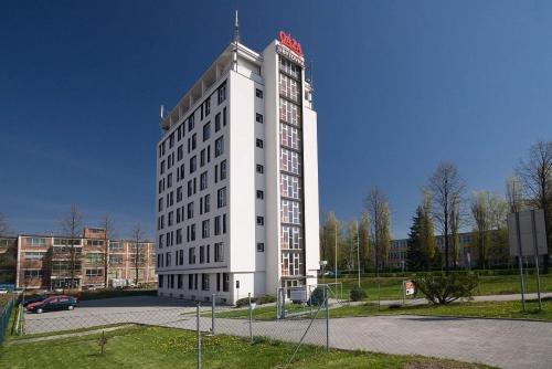 Фасада на хотела, Ubytovna Oaza in Отроковице