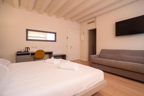 Maison Calcirelli rooms, Verona (foto 10)