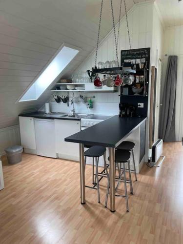 Koselig garasjeloft! in เกแรงเกอร์