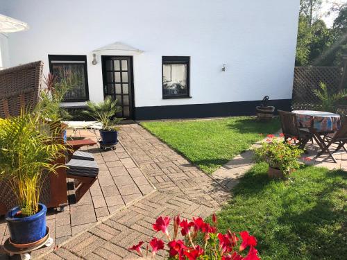 Kert, Apartment58 in Wiehl