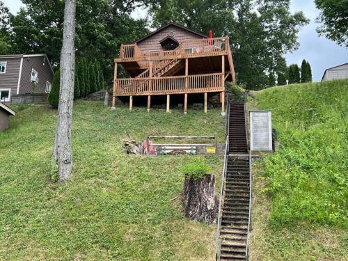 Lakin' It Easy in Vistula (IN)