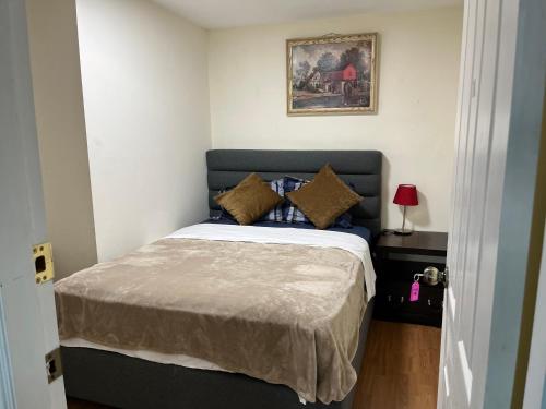 Dalatbnb VIP suite in Surrey, Canada