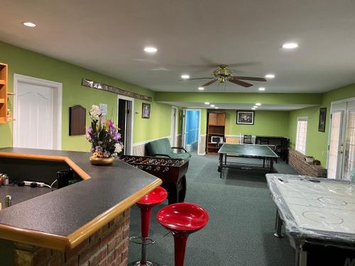 Dalatbnb VIP suite in Surrey, Canada