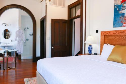 Summit Street Inns in Winston-Salem, USA