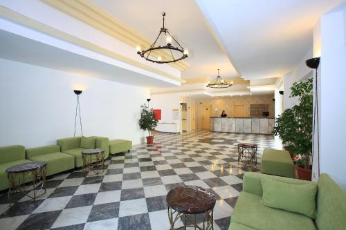 Natur Garden Hotel - image 13