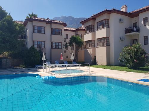  Dolphin Apartments, Pension in Fethiye