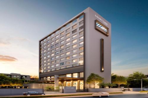 Courtyard by Marriott Vadodara