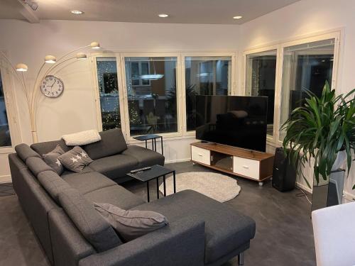 Aufenthaltsraum/TV-Zimmer, Villa Jokiranta in Rauma
