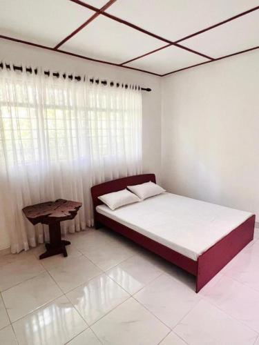 Double Room image 3