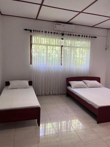 Triple Room image 3