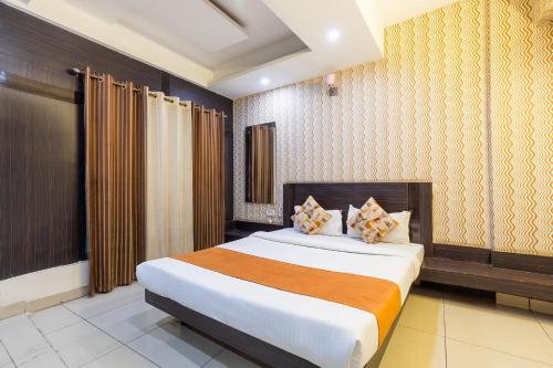 FabHotel Shree Regency