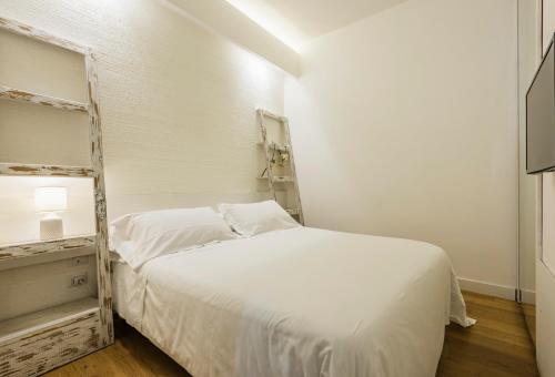 Standard Suite image 8