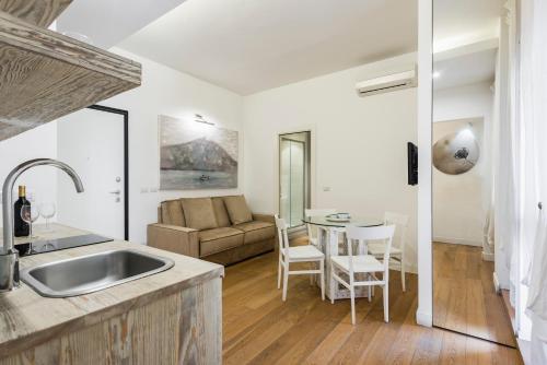 Standard Suite image 4