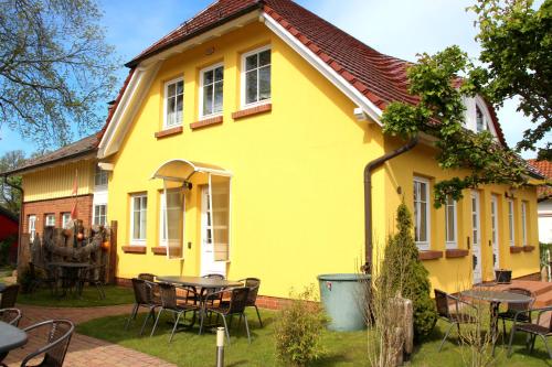 Ferienwohnungen Fründt - image 4