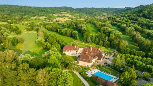 . Logis Hôtel Golf Le Domaine Du Val De Sorne