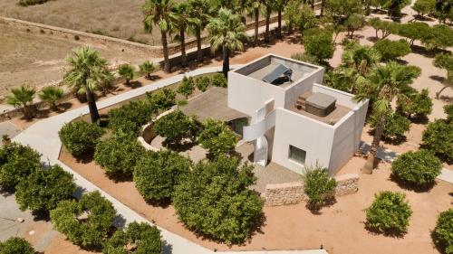 Villa with Garden View