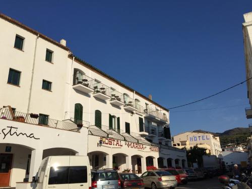 Hostal Marina Cadaqués - image 3
