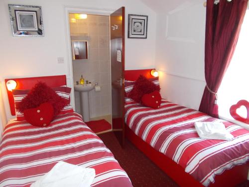 Delamere Hotel - image 2