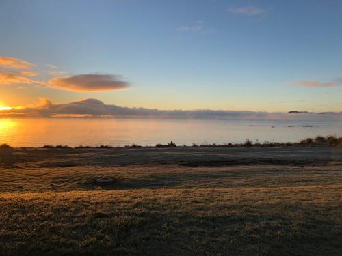 Jack & Di's Lakefront Motel - Accommodation - Rotorua