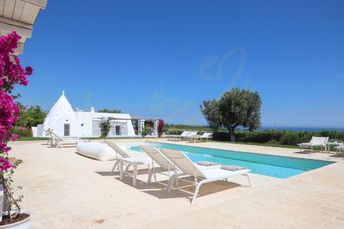 TD Trulli del Podere Private Pool Sea View