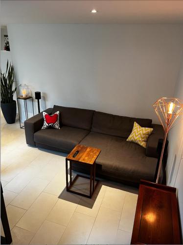  Cozy New flat 40sqm, onfront busstation, 10min to centre in Basel
