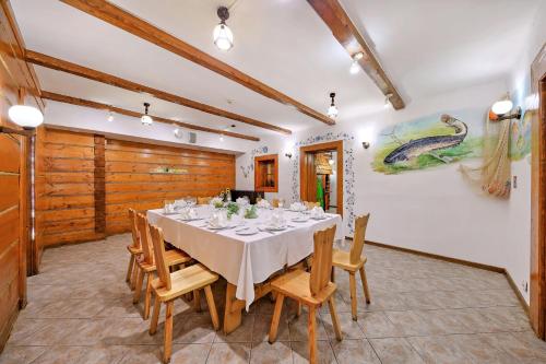 ホテル グロマダ ワルシャワ セントラム