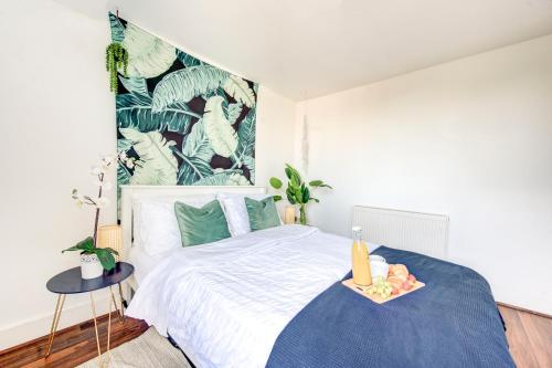 Camden and Kings Cross 3 bedroom flat - sleeps 8