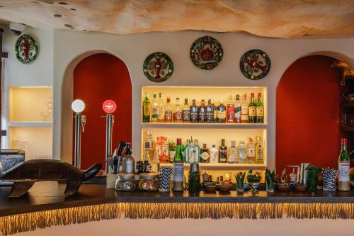 Hotel Llevant - image 10