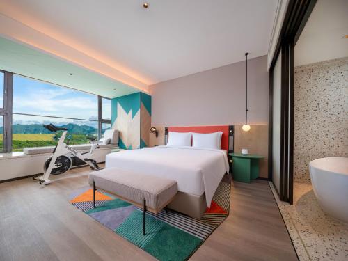 room detail thumbnail 1