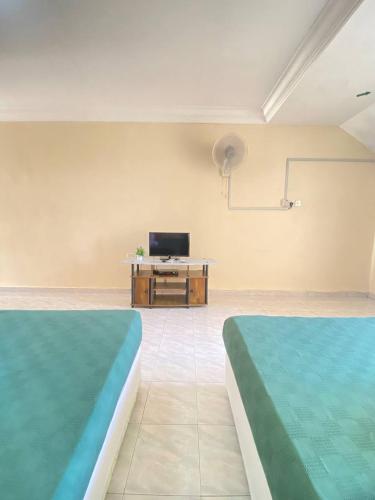 Teluk Batik Holiday Apartment