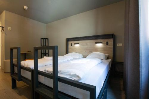 Hotel Rotterdam - image 5